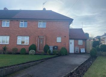 Semi-detached house To Rent in Congleton