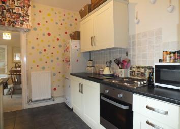 Semi-detached house To Rent in Guildford
