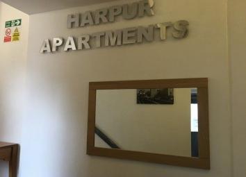 Studio To Rent in Bedford