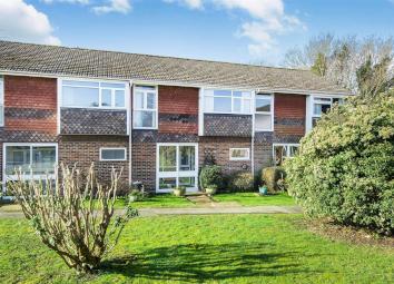 End terrace house For Sale in Wokingham