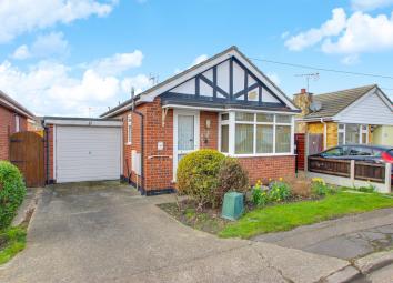 Detached bungalow For Sale in Canvey Island