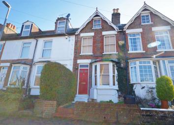 Terraced house To Rent in Chesham