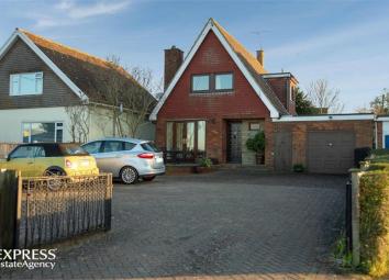 Detached house For Sale in Chelmsford