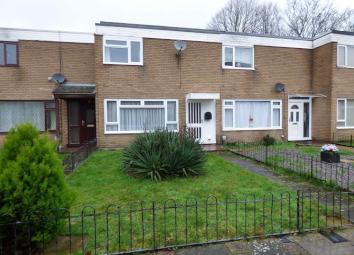 Terraced house For Sale in Farnborough