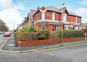 End terrace house For Sale in Lytham St. Annes