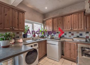 Terraced house For Sale in Thornton Heath