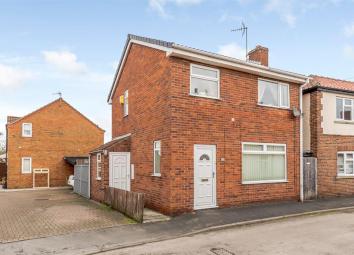 Detached house For Sale in Malton