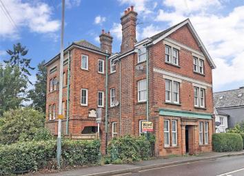 Flat For Sale in Tonbridge