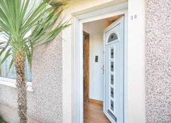 Terraced house For Sale in Gorebridge