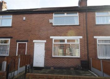 Town house For Sale in Ashton-under-Lyne