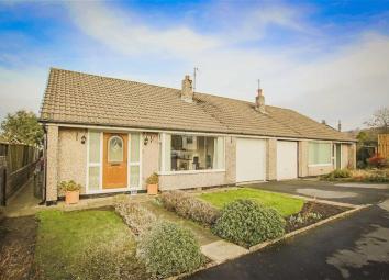 Detached bungalow For Sale in Blackburn