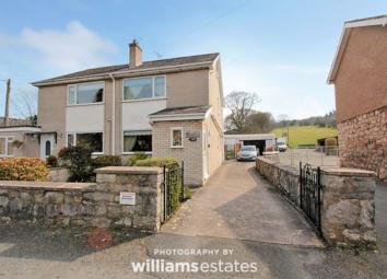 Semi-detached house For Sale in Ruthin