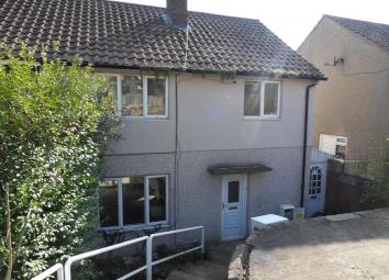 Semi-detached house To Rent in Pontefract