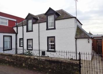 Semi-detached house To Rent in Leven