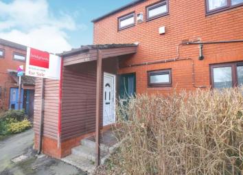 Flat For Sale in Macclesfield