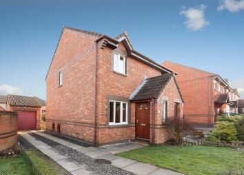 Semi-detached house For Sale in Perth