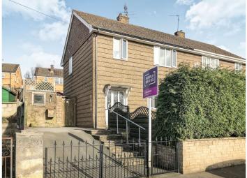 Semi-detached house For Sale in Matlock