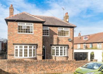 Detached house For Sale in Knaresborough