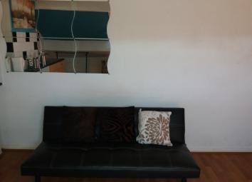 Studio To Rent in Leeds