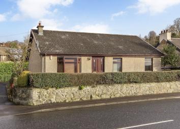 Detached bungalow For Sale in Bathgate