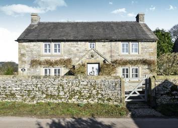 Cottage For Sale in Buxton