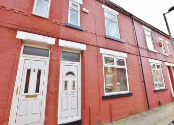 Terraced house For Sale in Salford