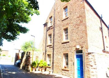 Flat To Rent in Dunbar
