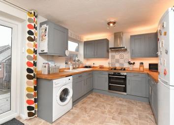 Link-detached house For Sale in Calne