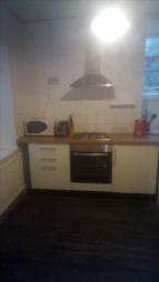 Terraced house To Rent in Pontypridd