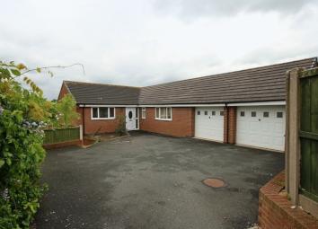 Detached bungalow For Sale in Stafford