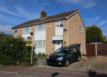 Semi-detached house To Rent in Bedford