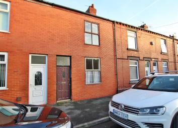 Terraced house For Sale in St. Helens