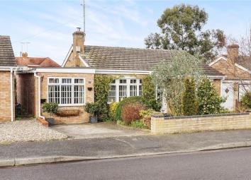 Detached bungalow For Sale in Worcester