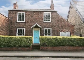 Detached house For Sale in North Ferriby