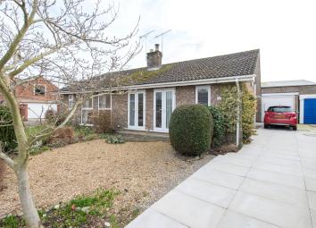 Semi-detached bungalow For Sale in York