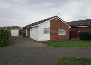 Bungalow To Rent in Manchester