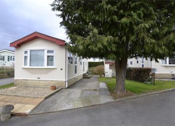 Detached bungalow For Sale in Bath