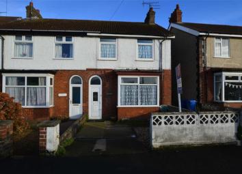 Semi-detached house To Rent in Hornsea
