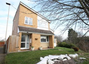 Detached house For Sale in Leicester