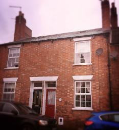 Terraced house To Rent in Newark