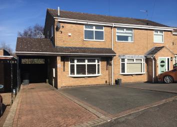 Semi-detached house For Sale in Nuneaton