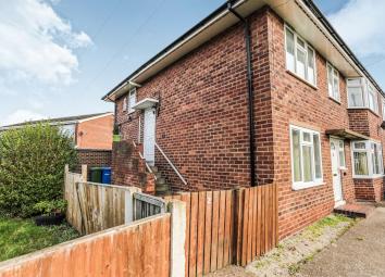 Flat For Sale in Worksop