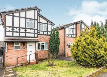 Detached house For Sale in Bolton