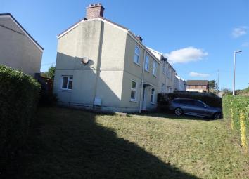 Semi-detached house To Rent in Llanelli