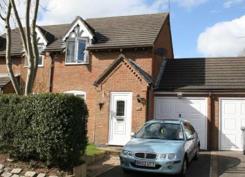 Detached house To Rent in Leicester