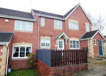 Terraced house For Sale in Cannock