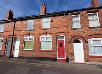 Terraced house For Sale in Willenhall