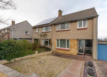 Semi-detached house For Sale in Currie