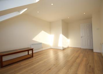 Flat To Rent in Maidenhead