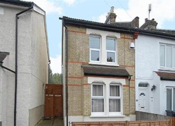 End terrace house For Sale in Croydon